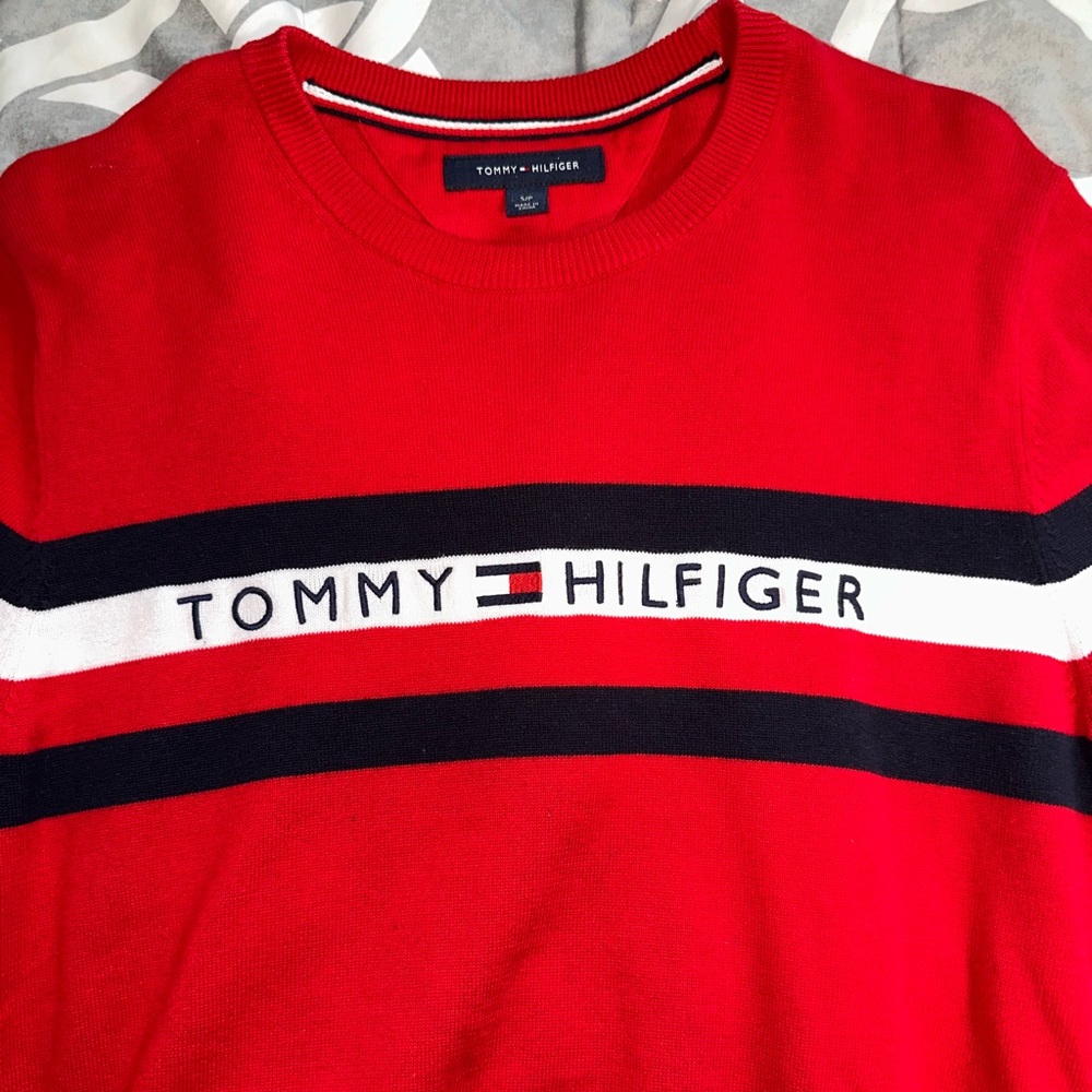 Red Tommy Hilfiger Sweater Long Sleeve